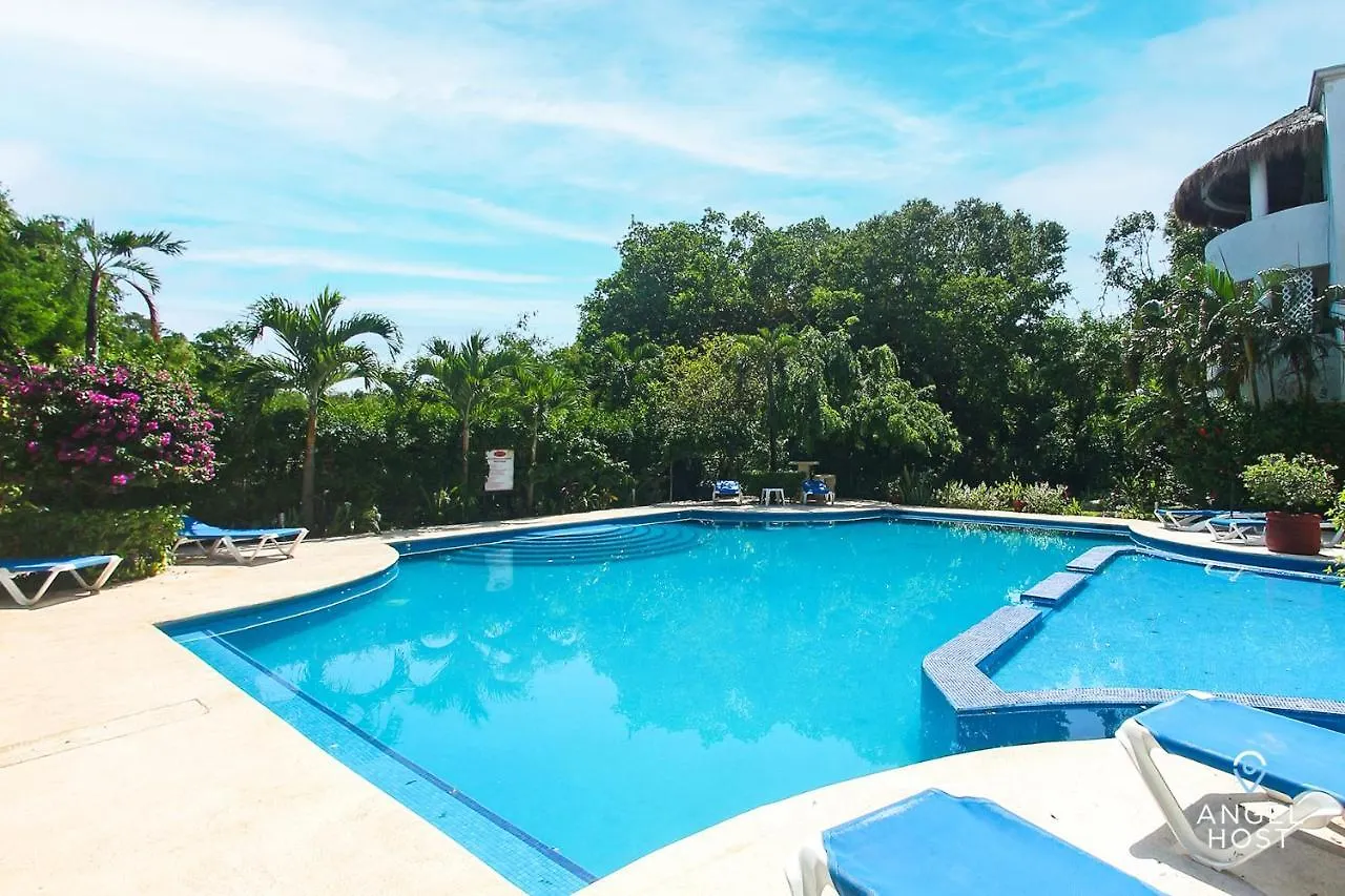 Rosa Blanca Condo In Playacar With Golf Course View! Riviera Maya