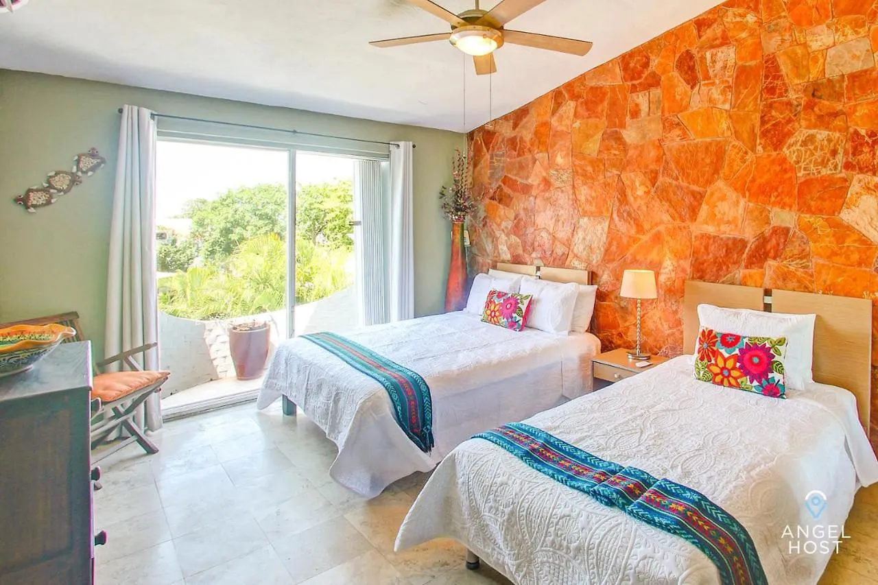 Rosa Blanca Condo In Playacar With Golf Course View! Riviera Maya 0*,